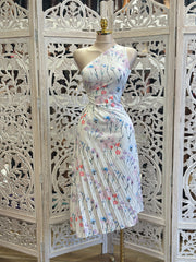 Pleated Floral One Sleeve Dress- Not Stretchy no estira