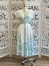 Green Leaf Midi Dress-Stretchy, Estira poco