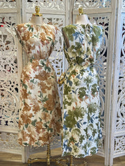 Floral Cinched Midi Dress -Estira Poco , Slightly Stretchy