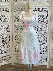 Square Neck Floral Eyelet Dress - No Estira, Not Stretchy