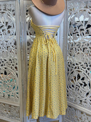 Folded Strapless Yellow Pattern Midi Dress-No Estira, Not Stretchy