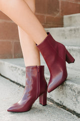 Letting Glow Block Heel Pointed Booties (Burgundy)