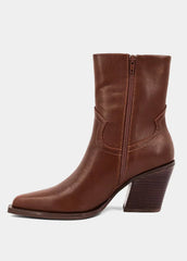 VICTORIA BOOTS