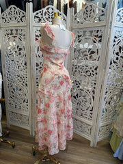 Pink Floral Lace Lined Dress- Not Stretchy, No Estira