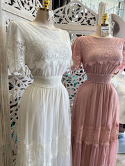 Lace Dainty Midi Dress- Stretchy,Estira