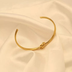 18K Gold-Plated Knot Open Bracelet