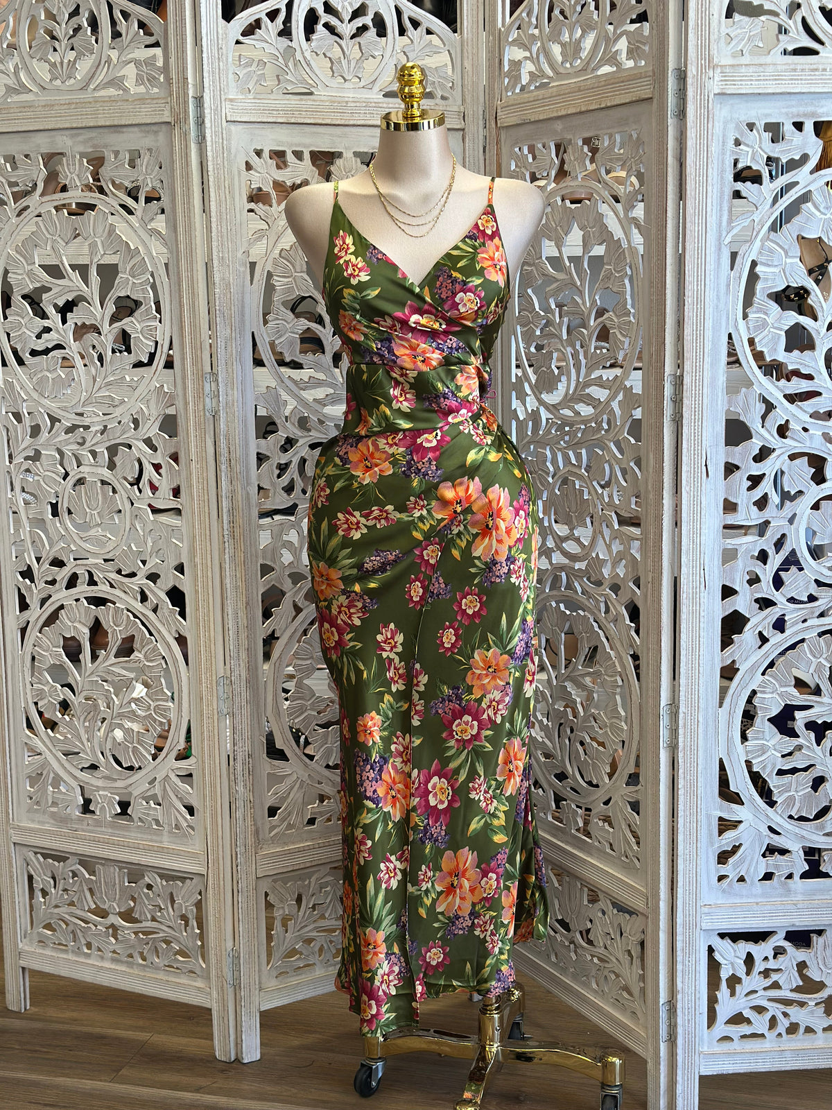 Olive Floral Maxi Dress - No Estira, Not Stretchy