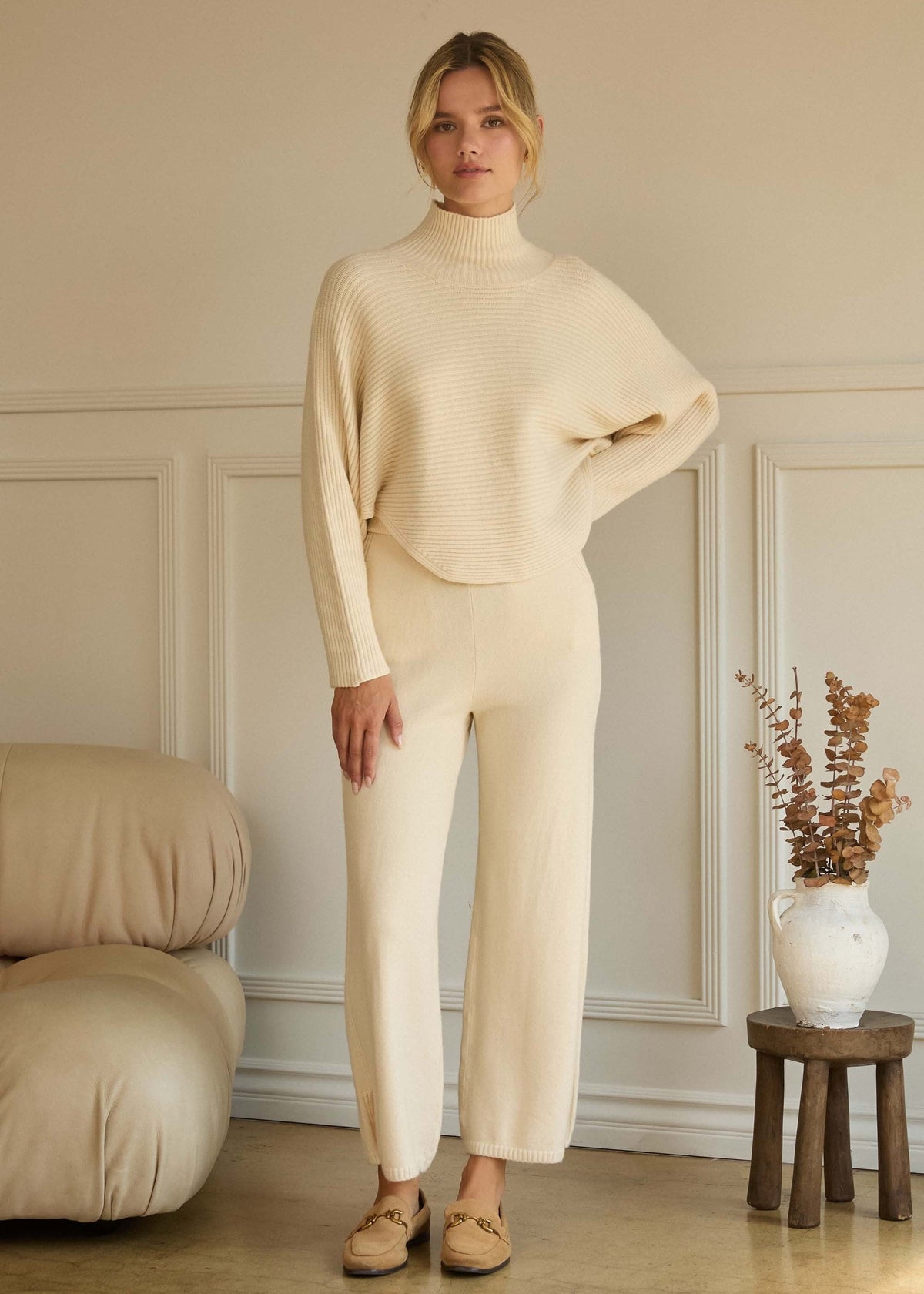 LUCY STRAIGHT KNIT PANTS