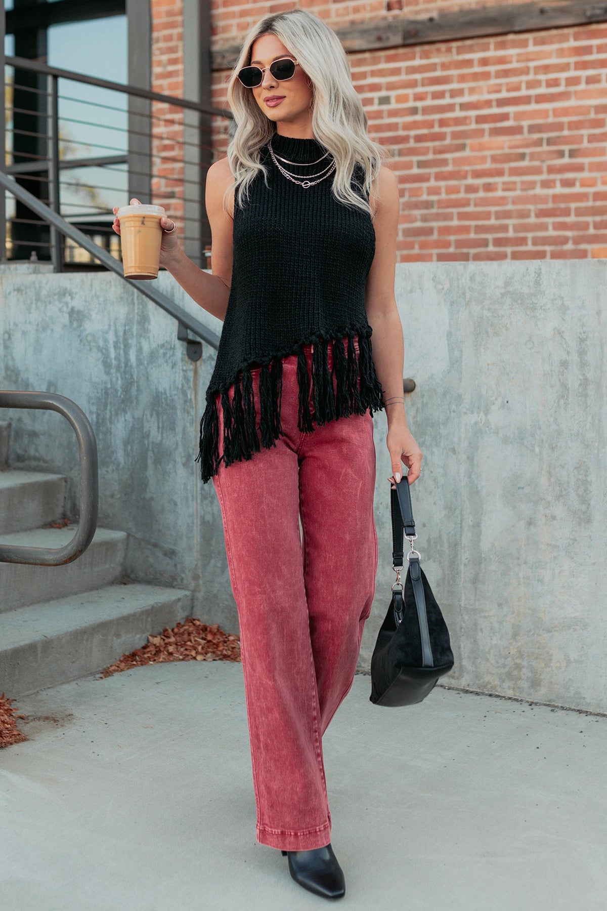 Hidden Spark Sleeveless Fringe Sweater (Black)