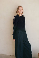 VENNI BLACK KNIT SWEATER