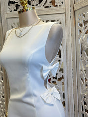 Bow Line Mini Ivory Dress -No Estira, Not Stretchy