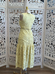 Yellow Lace Midi Dress - No Estira, Not Stretchy