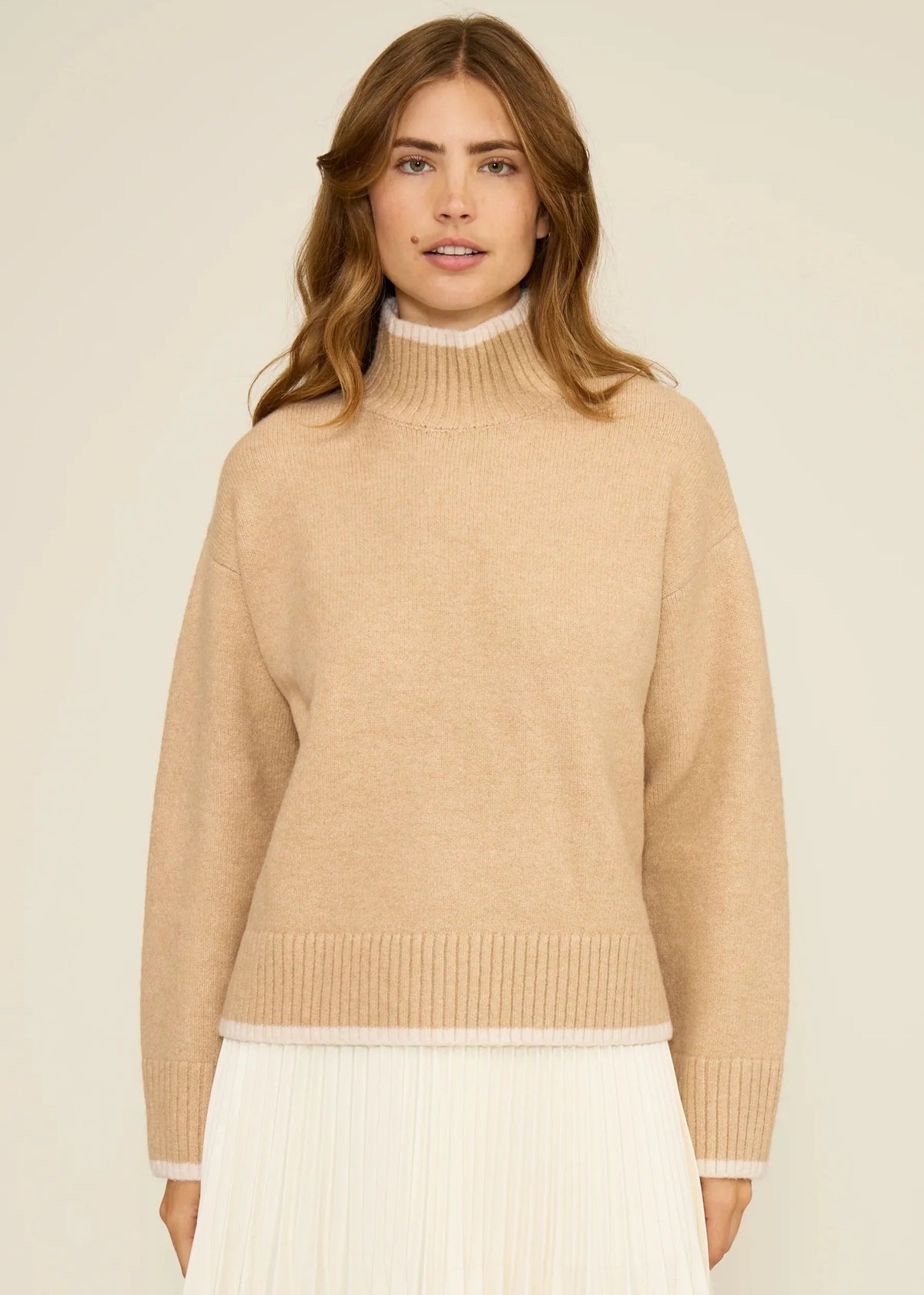 REY TURTLENECK SWEATER