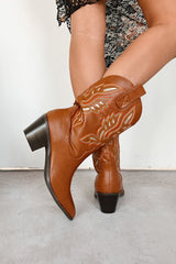 Cowgirl Glory Western Cowboy Boots (Tan)