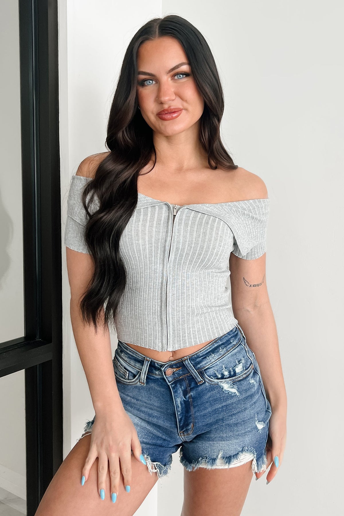 Relaxed Yet Refined Off Shoulder Zip-Up Top (Heather Grey)